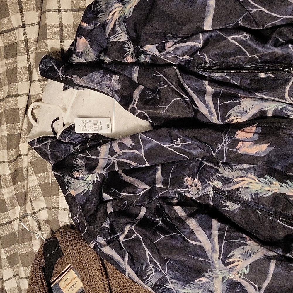 Windbreaker coat